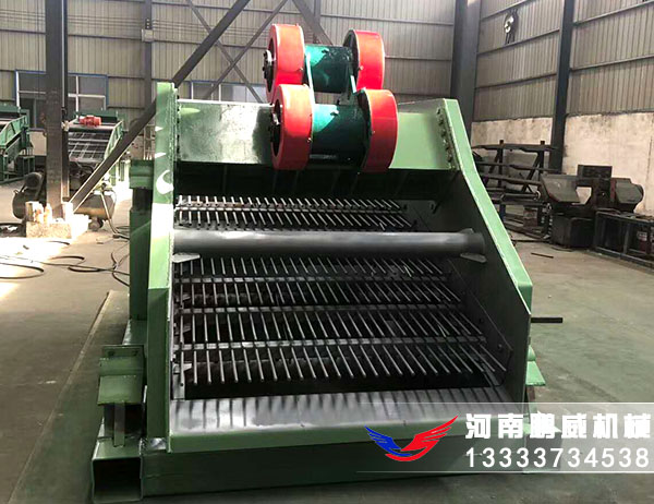 废旧红砖粉碎后使用什么筛分机效果