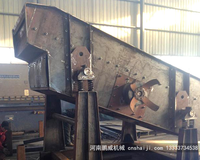 圆振动筛的电机运转方向