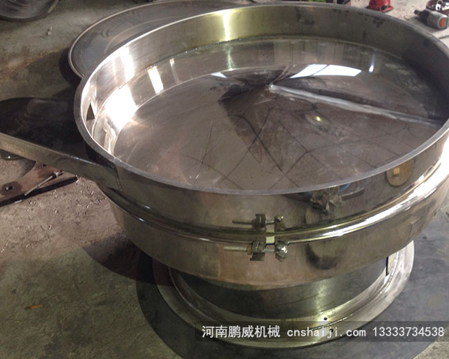 医药药用筛分机选用什么型号的振动筛