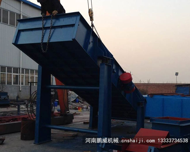 冶金、医药、化工行业振动筛怎么选择振动电机